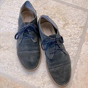 Hush puppies Suede Oxfords Lace up Shoes Moccasins Woman’s Size 8